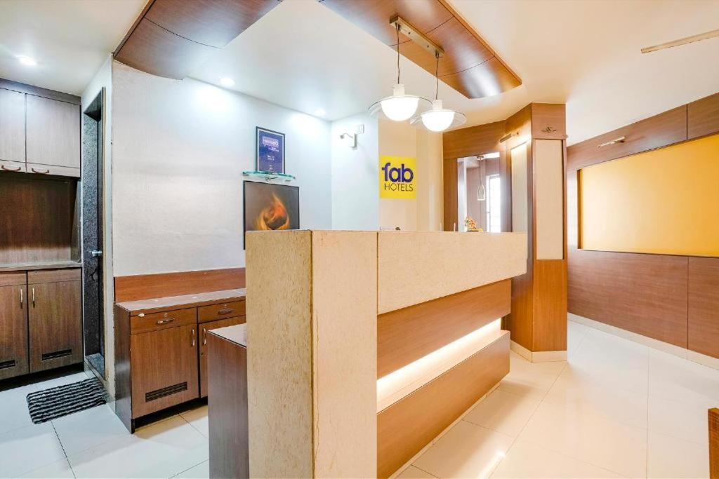 Hotel Gandharva Residency Swargate Pune Exterior foto